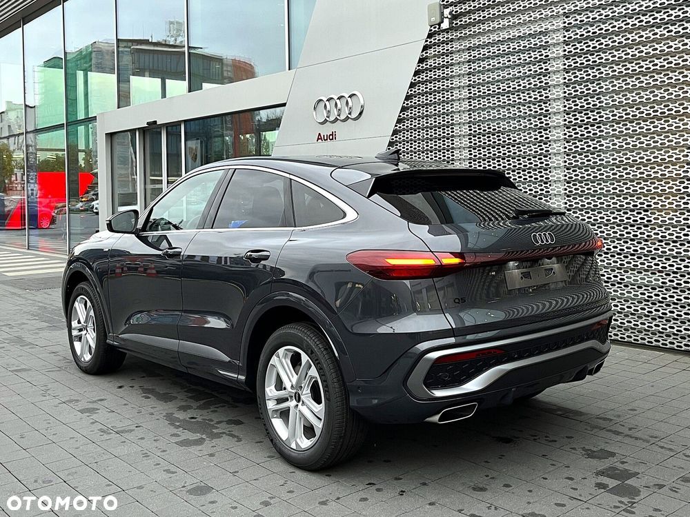Audi Q5 Sportback - 3