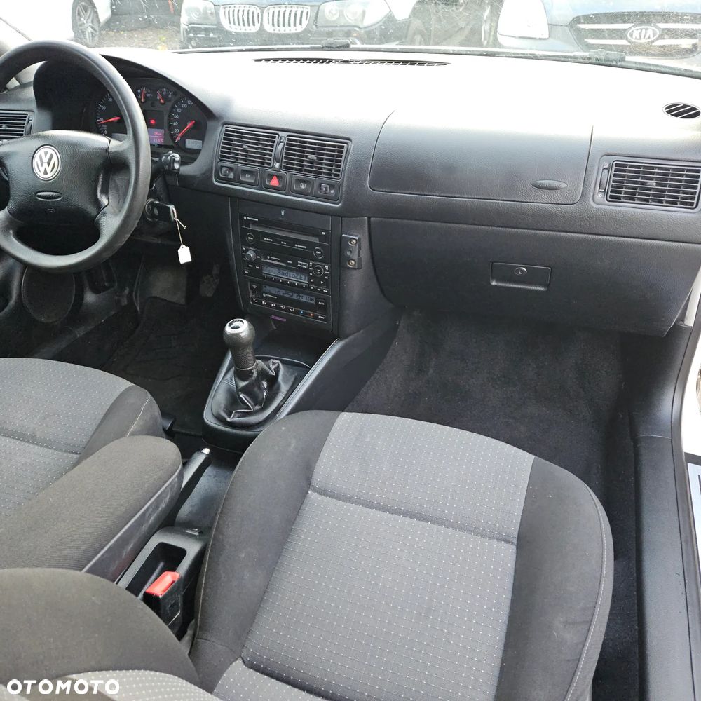 Volkswagen Golf IV 2.0 4Mot Highline - 19