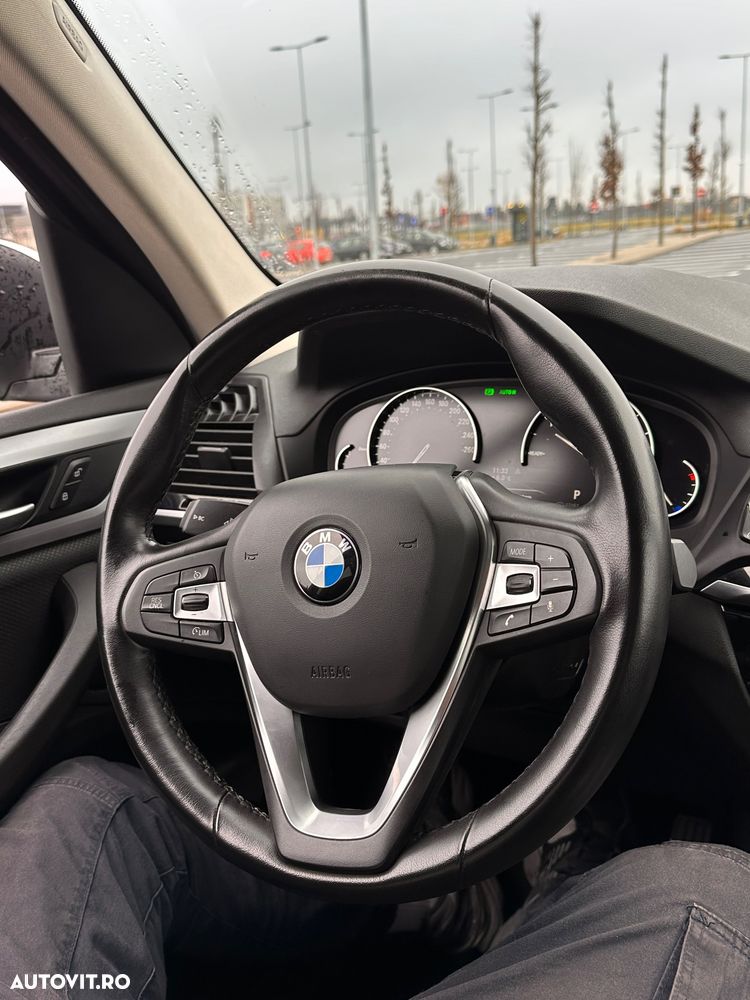 BMW X3 xDrive20d AT Advantage - 13