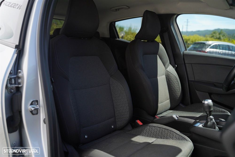 Renault Clio 1.0 TCe Limited Bi-Fuel - 26