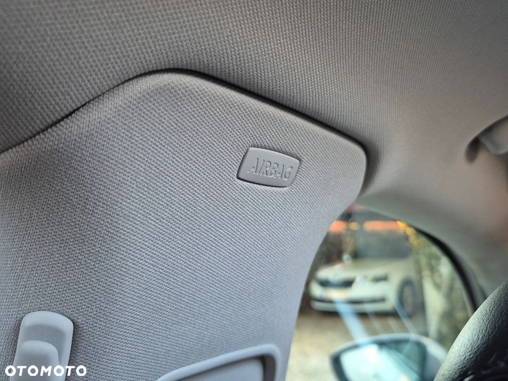 Volkswagen Passat 2.0 TDI DSG BlueMotion Technology Highline - 30