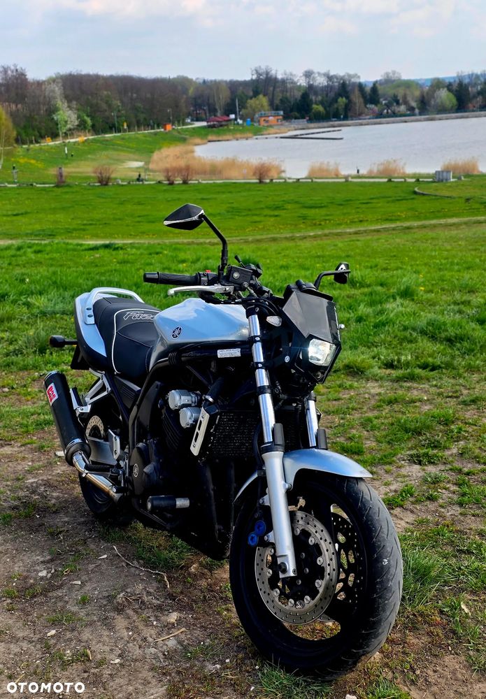 Yamaha FZ6 - 1