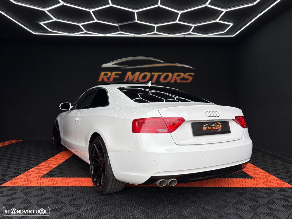 Audi A5 2.0 TDI Multitronic S-line - 6