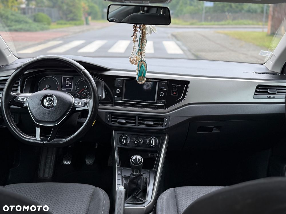 Volkswagen Polo 1.0 Comfortline - 17