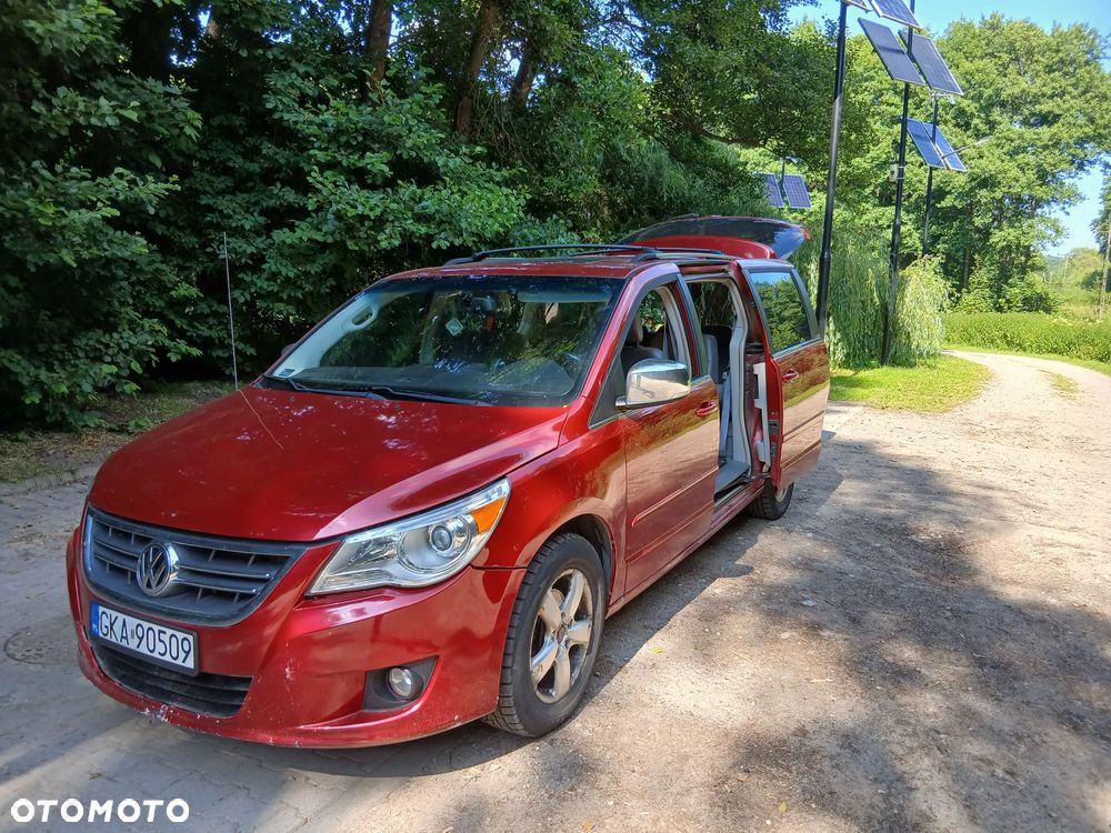 Volkswagen Routan - 6