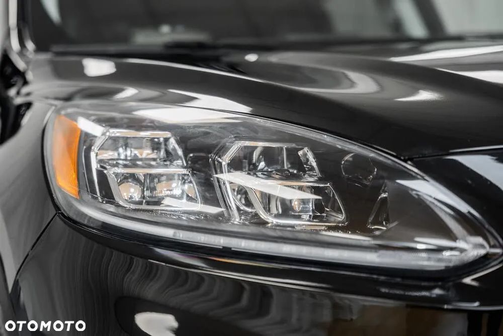 Ford Escape 2.0 EcoBoost AWD Titanium - 6