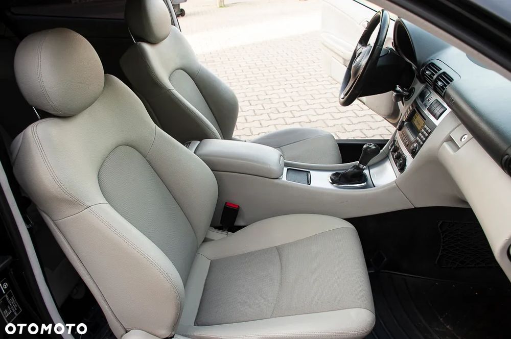 Mercedes-Benz CLC - 25