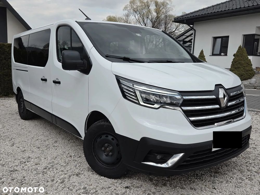 Renault Trafic Grand 2.0 dCi Escapade - 1