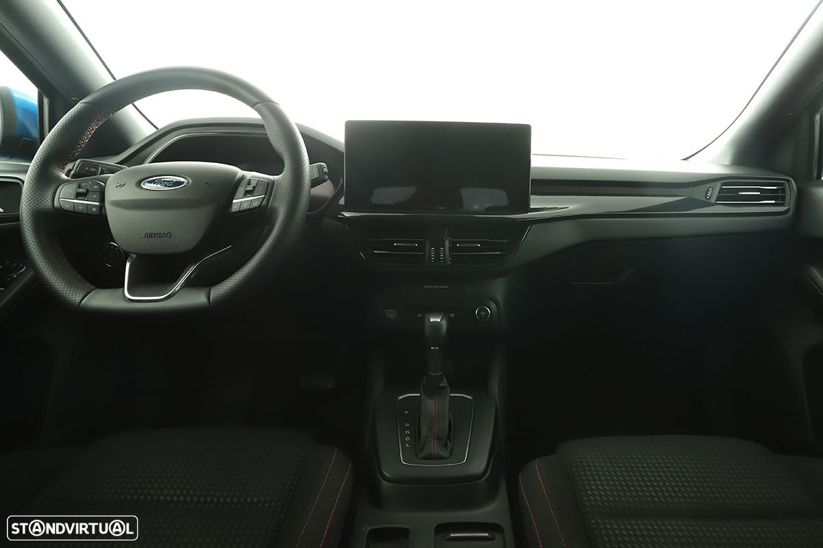 Ford Focus - 8