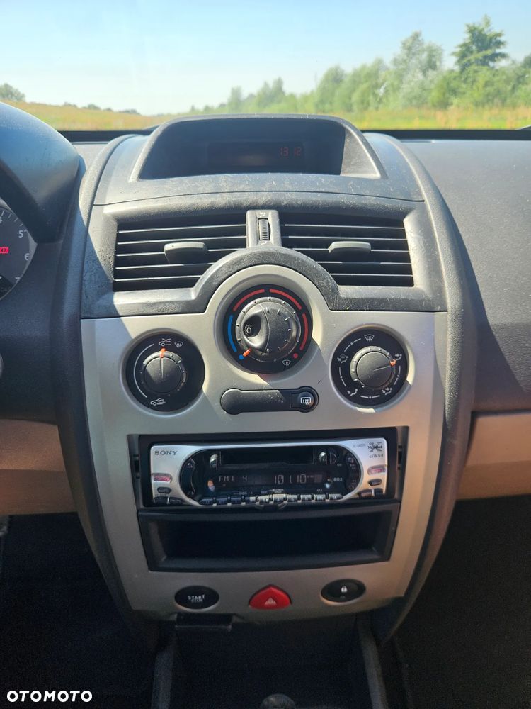 Renault Megane 1.4 Confort Authentique - 13