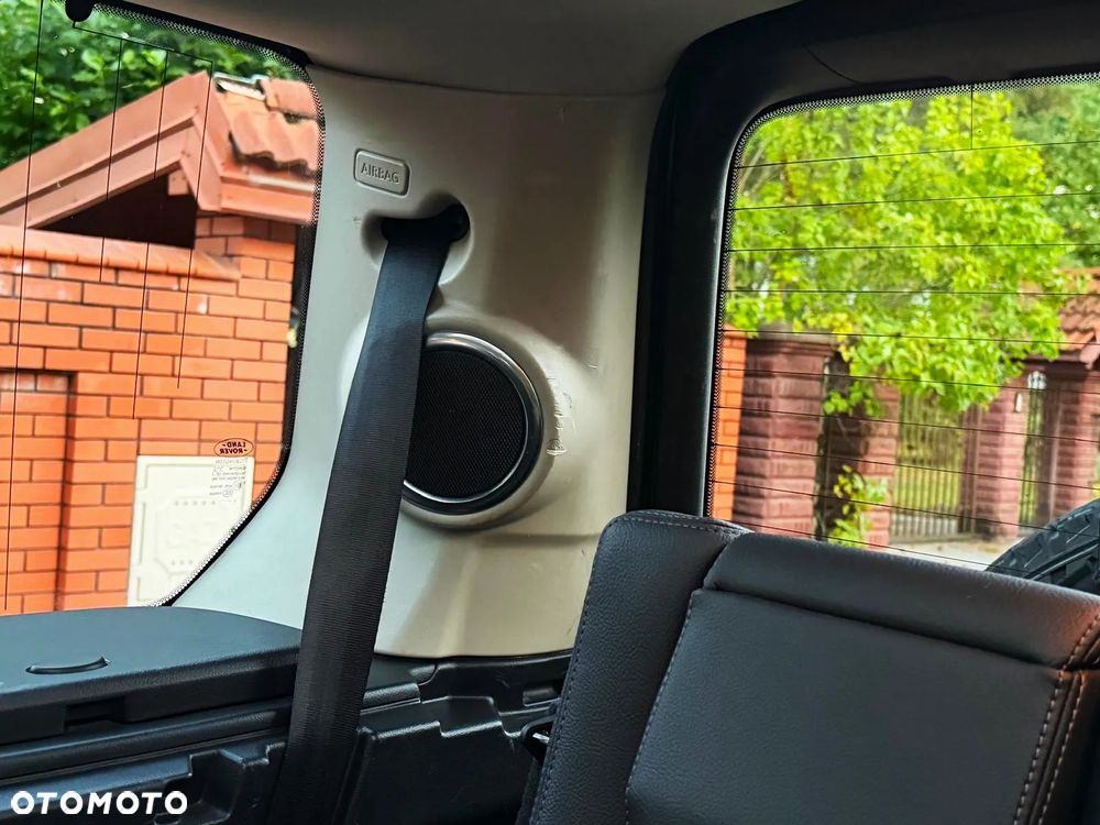 Land Rover Discovery - 17