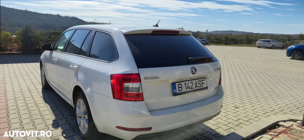 Skoda Octavia 2.0 TDI 4X4 Style - 3
