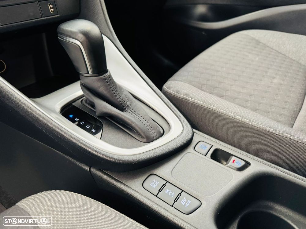 Toyota Yaris 1.5 HDF Comfort Plus - 11