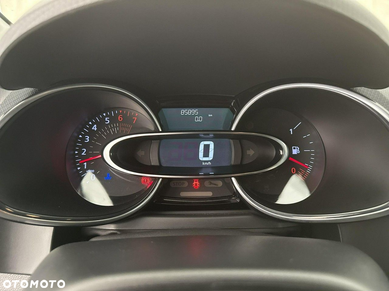 Renault Clio - 15