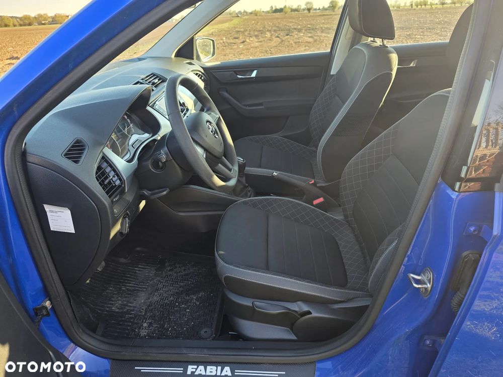 Skoda Fabia 1.0 TSI Active - 10