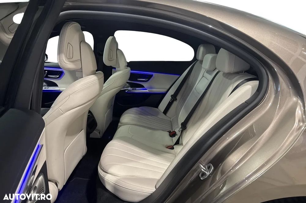 Mercedes-Benz E 300e 4Matic 9G-TRONIC Edition AMG Line - 14