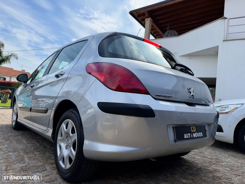Peugeot 308 1.6 HDi Executive - 24