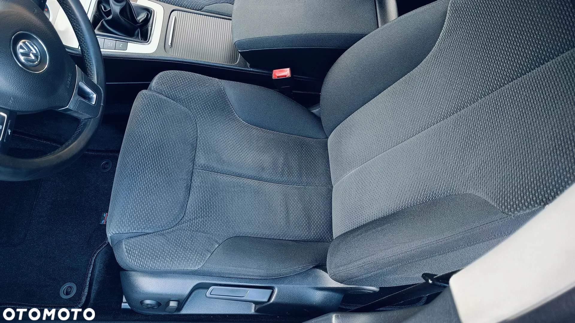 Volkswagen Passat 2.0 TSI Comfortline - 15