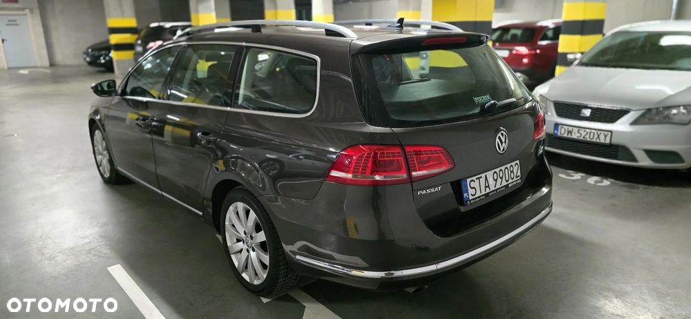 Volkswagen Passat 2.0 TDI 4Motion DSG BlueMotion Tech Exclusive - 4