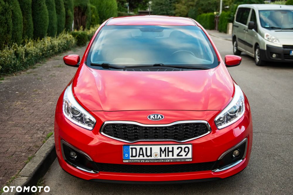 Kia Ceed 1.4 CVVT Dream Team Edition - 9