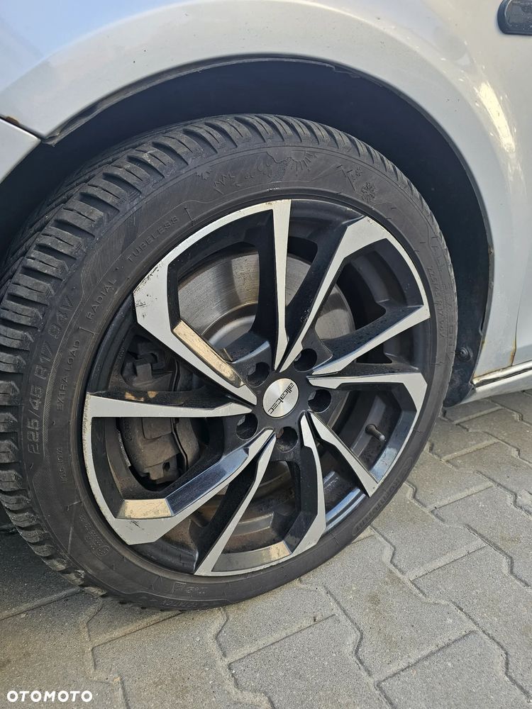 Seat Leon 1.8 TSI R edition - 13