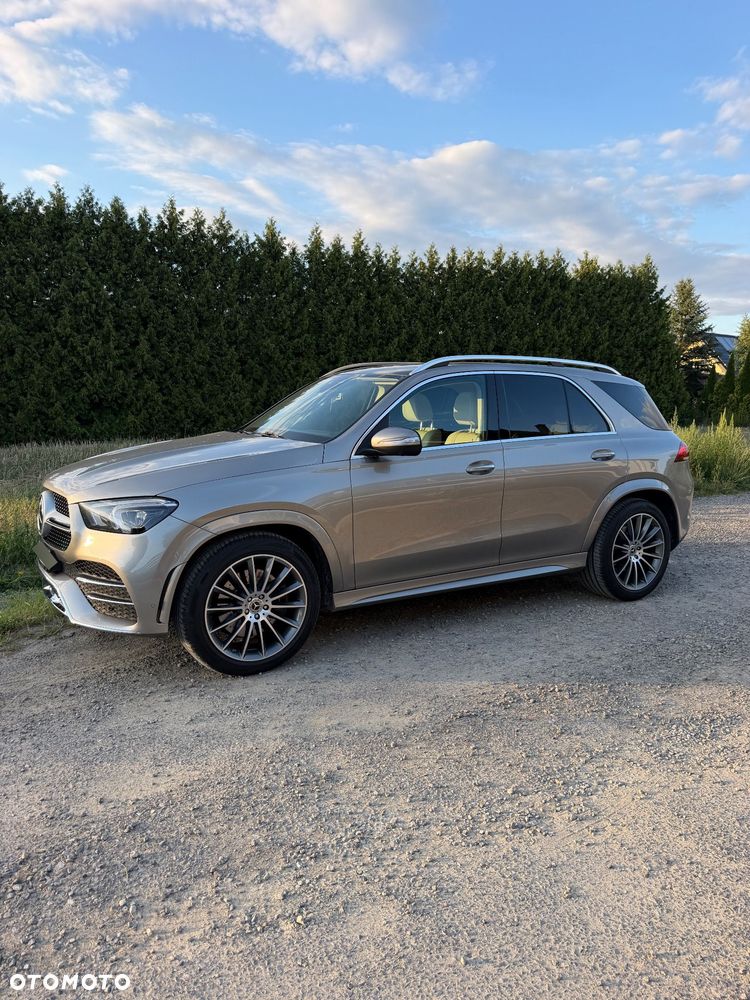 Mercedes-Benz GLE 300 d 4-Matic - 3