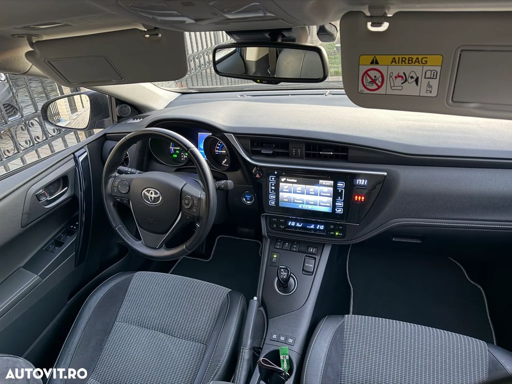 Toyota Auris 1.8 VVT-i Automatik Executive - 13