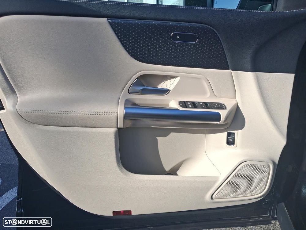 Mercedes-Benz EQA 250+ Progressive - 8