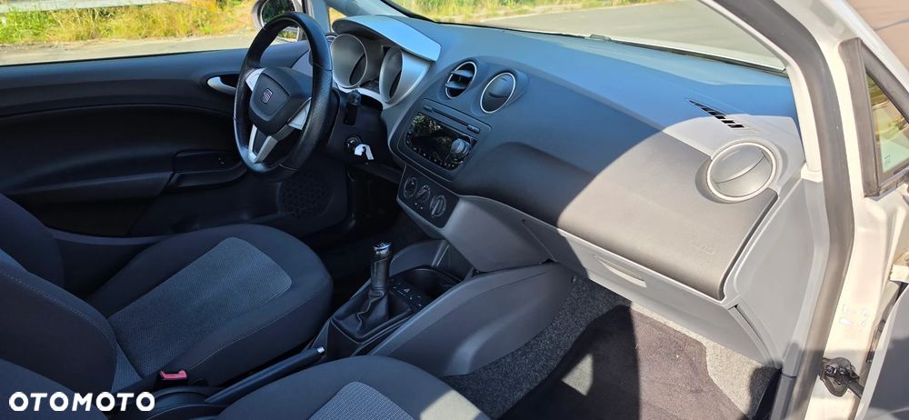 Seat Ibiza SC 1.4 16V Style - 12