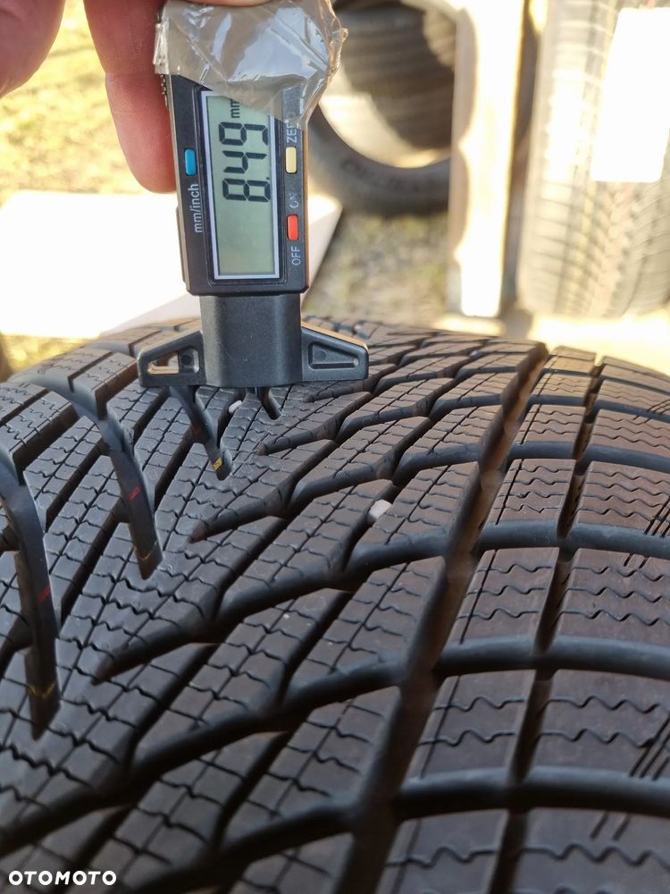 Opony Goodyear UltraGrip Performance3 235/40R19 96V 2024r.4x8,5mm jak nowe - 6