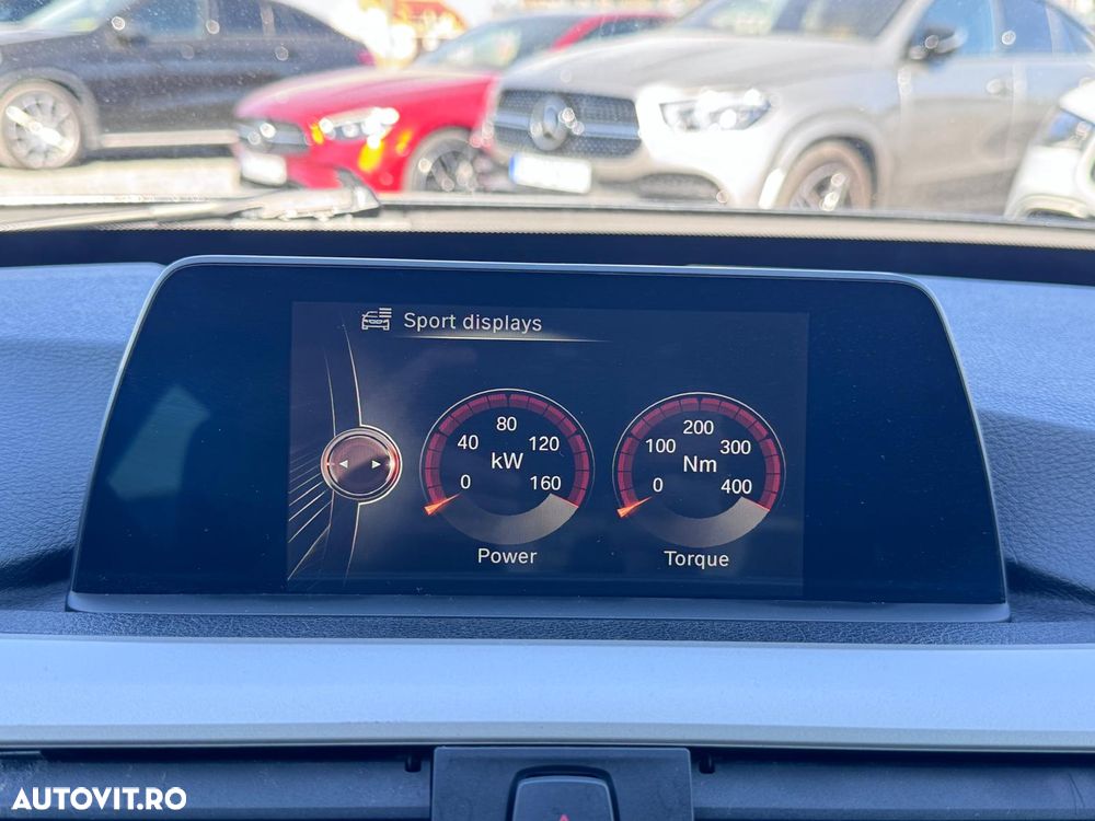 BMW Seria 3 318d Aut. - 36