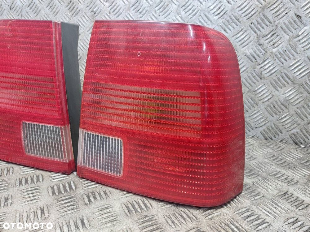 LAMPA LEWY TYŁ + PRAWY TYŁ VOLKSWAGEN PASSAT B5 SEDAN 3B5945096F - 3