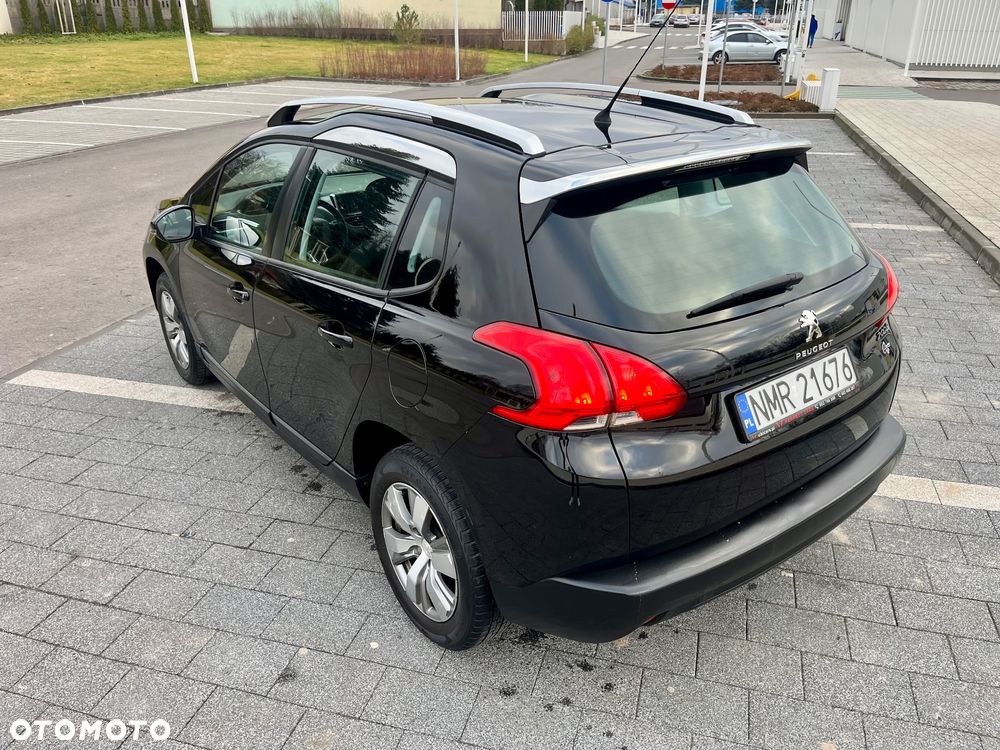 Peugeot 2008 1.2 Pure Tech Active S&S - 19