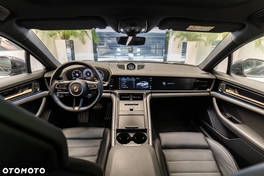 Porsche Panamera 4 - 17