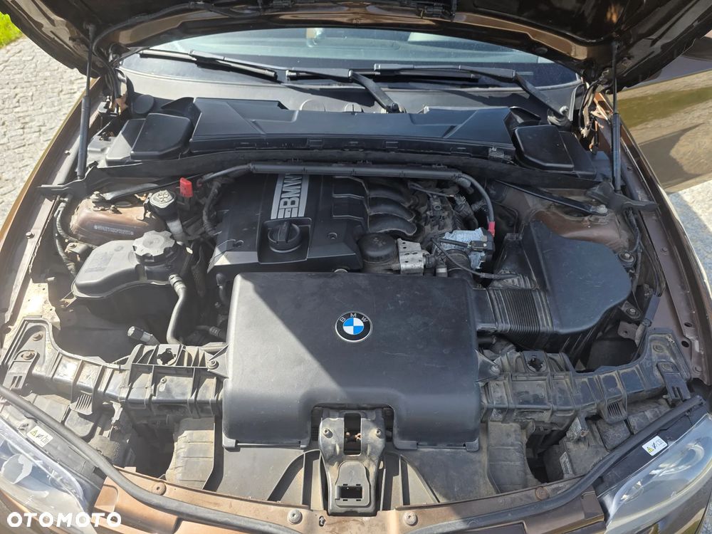 BMW Seria 1 118i - 10