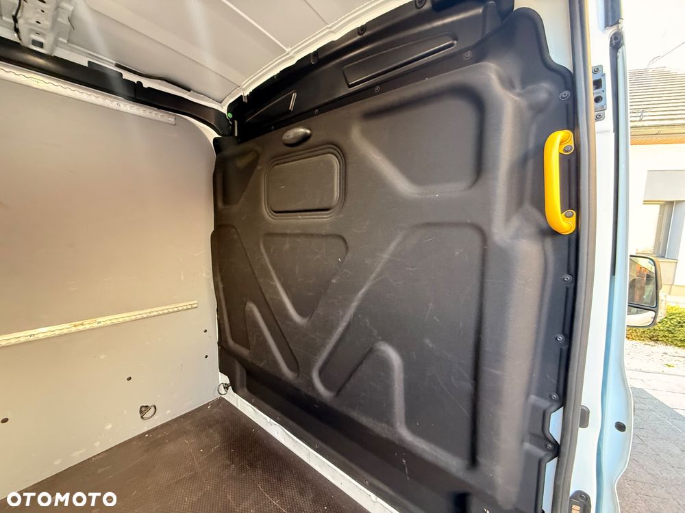 Ford Transit - 17