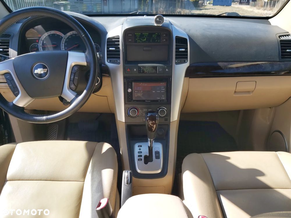 Chevrolet Captiva 2.0 d LT high - 4