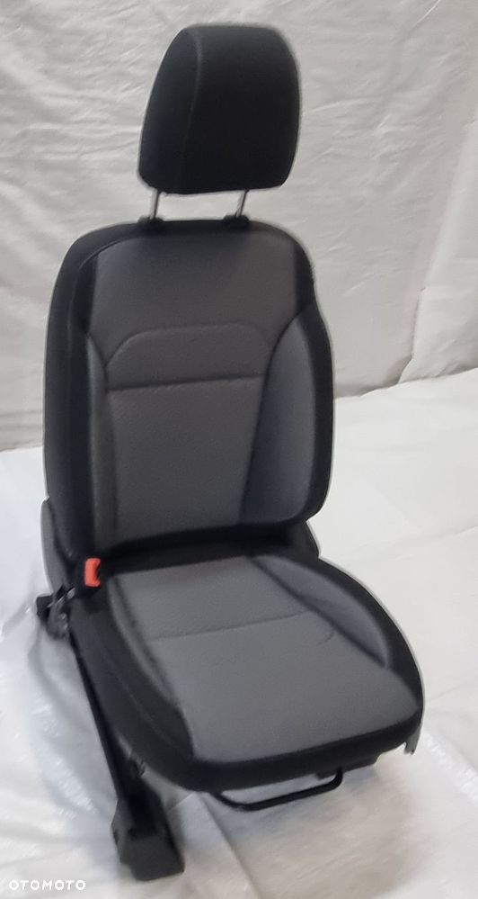 fotel lewy kierowcy Ford Kuga MK2 EUROPA - 2