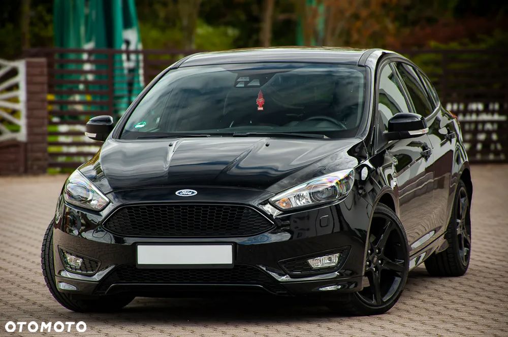 Ford Focus 1.5 EcoBoost Titanium - 1