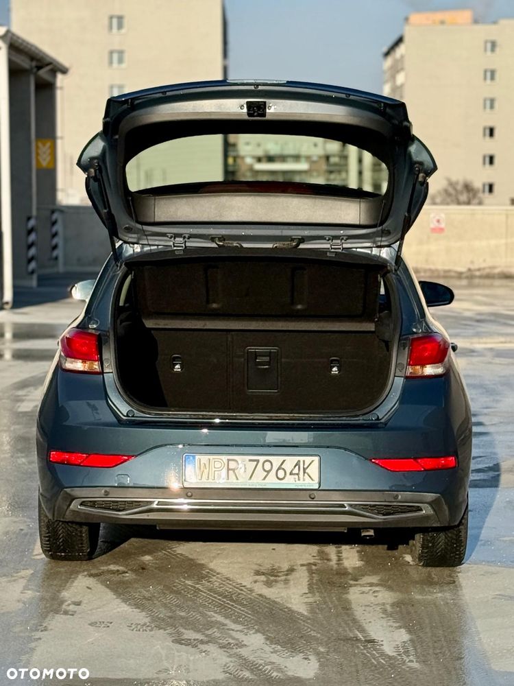 Hyundai i30 1.0 T-GDI Classic + DCT - 13