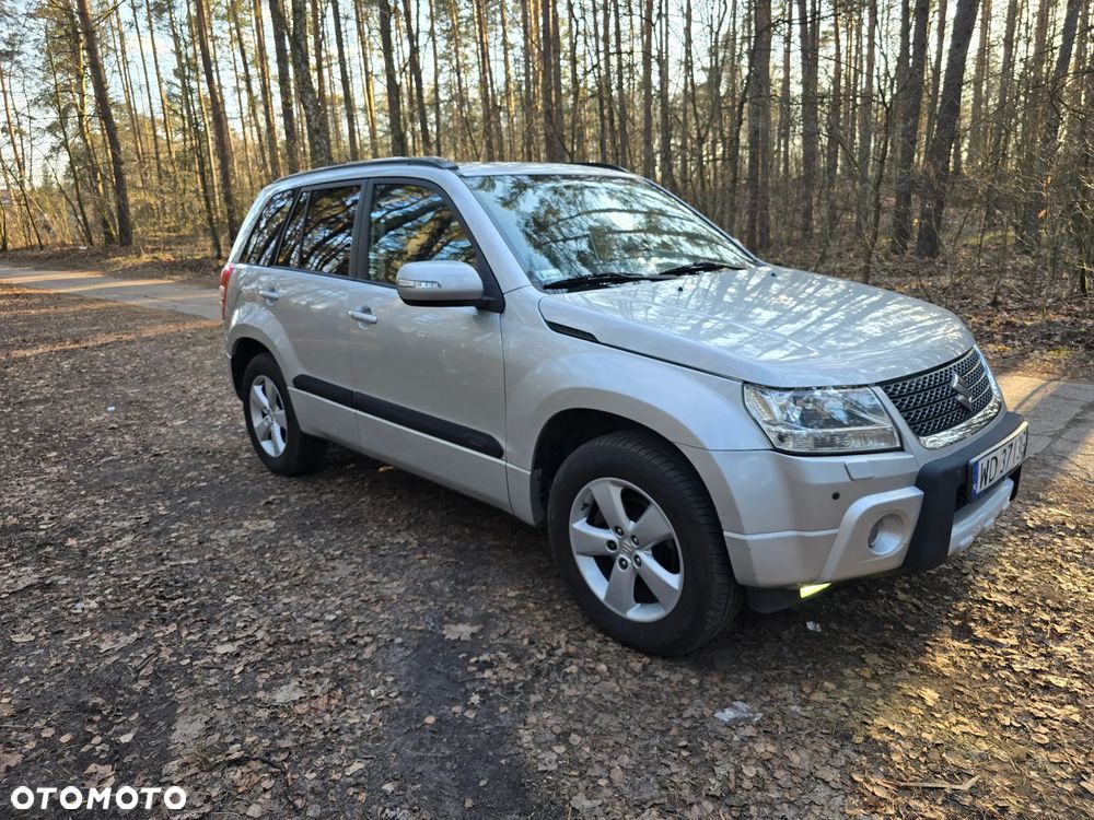 Suzuki Grand Vitara 2.0 De Luxe - 4