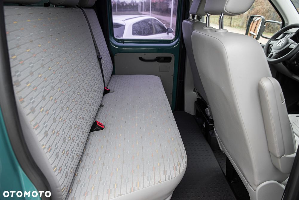 Volkswagen Transporter - 21