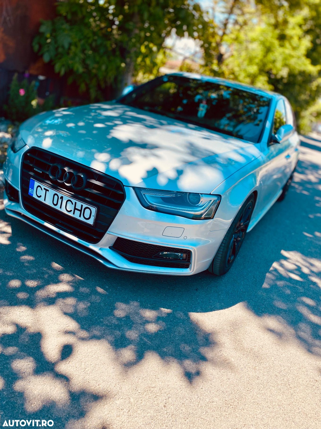 Audi A4 2.0 TDI quattro Stronic - 1