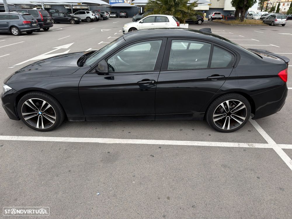BMW 316 d Pack M - 4