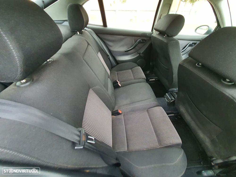 SEAT Leon 1.9 TDI Sport - 12