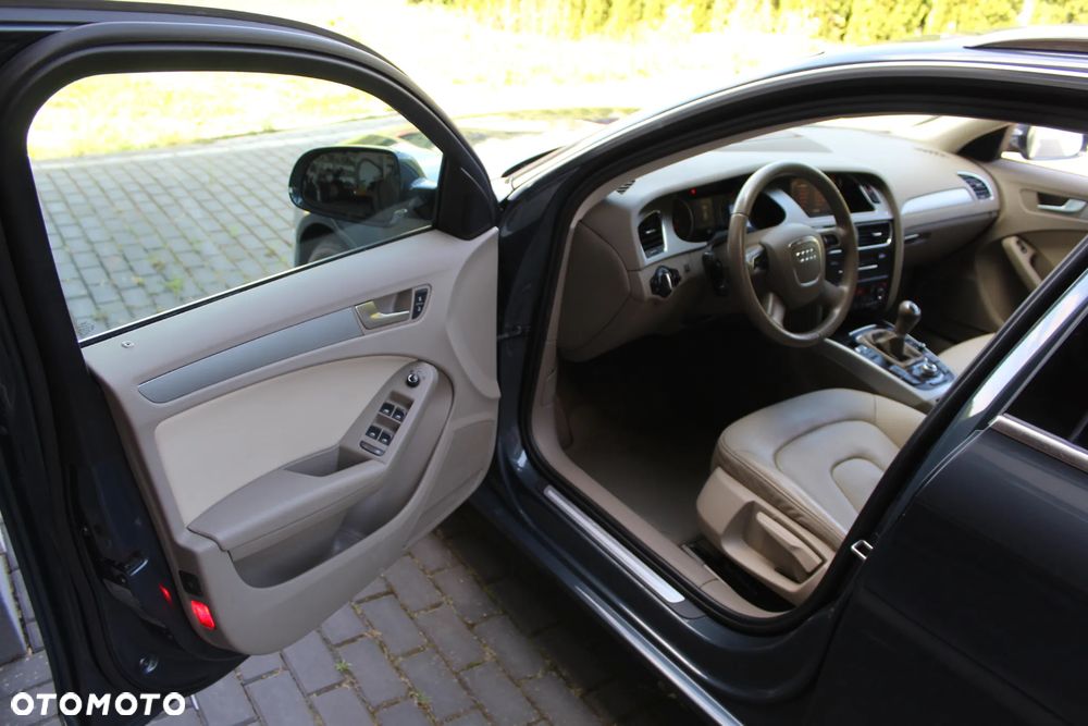 Audi A4 Avant 2.0 TDI e DPF Ambiente - 13