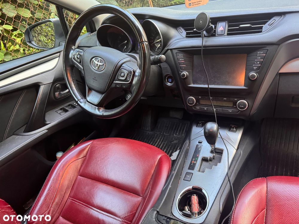 Toyota Avensis 2.0 Selection MS - 5