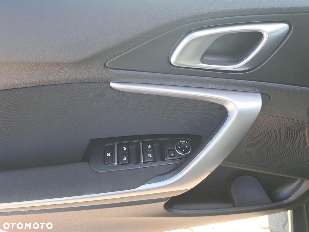 Kia XCeed 1.5 T-GDI M DCT - 11