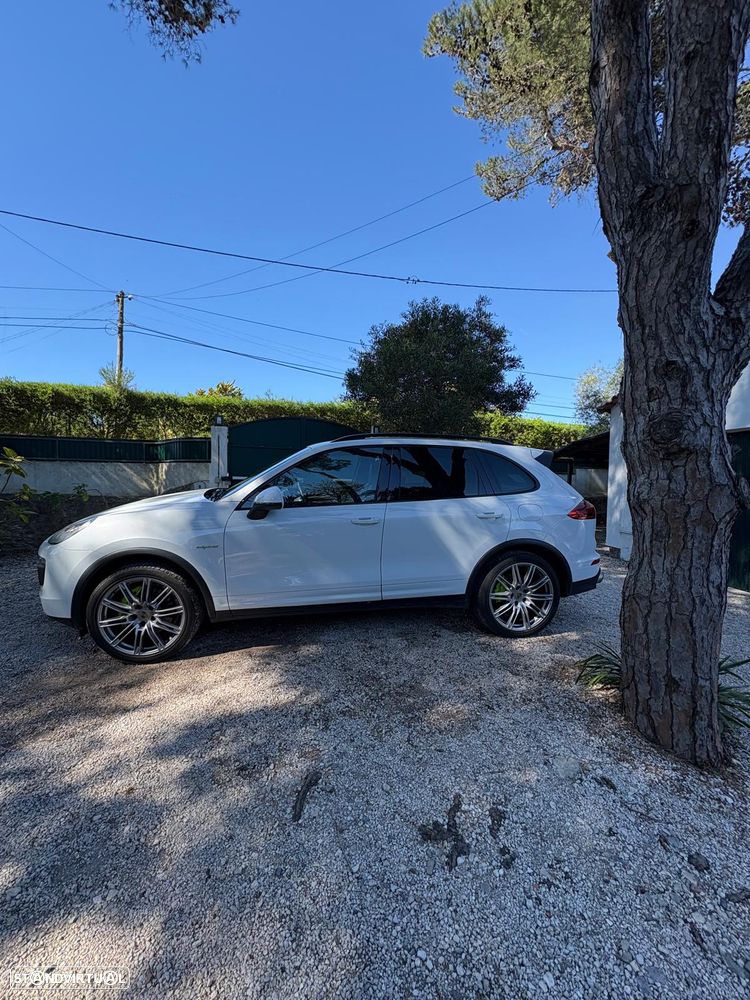 Porsche Cayenne S - 5