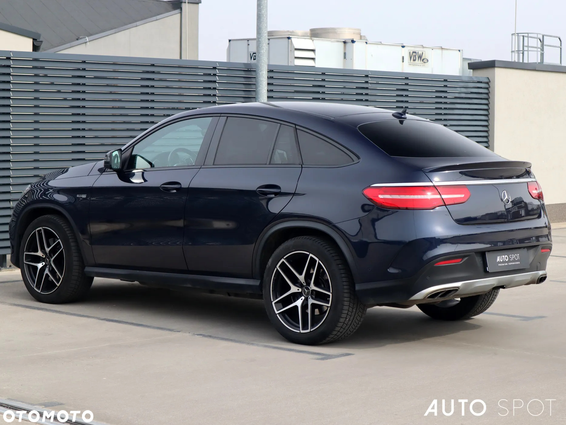 Mercedes-Benz GLE AMG Coupe 43 4-Matic - 4